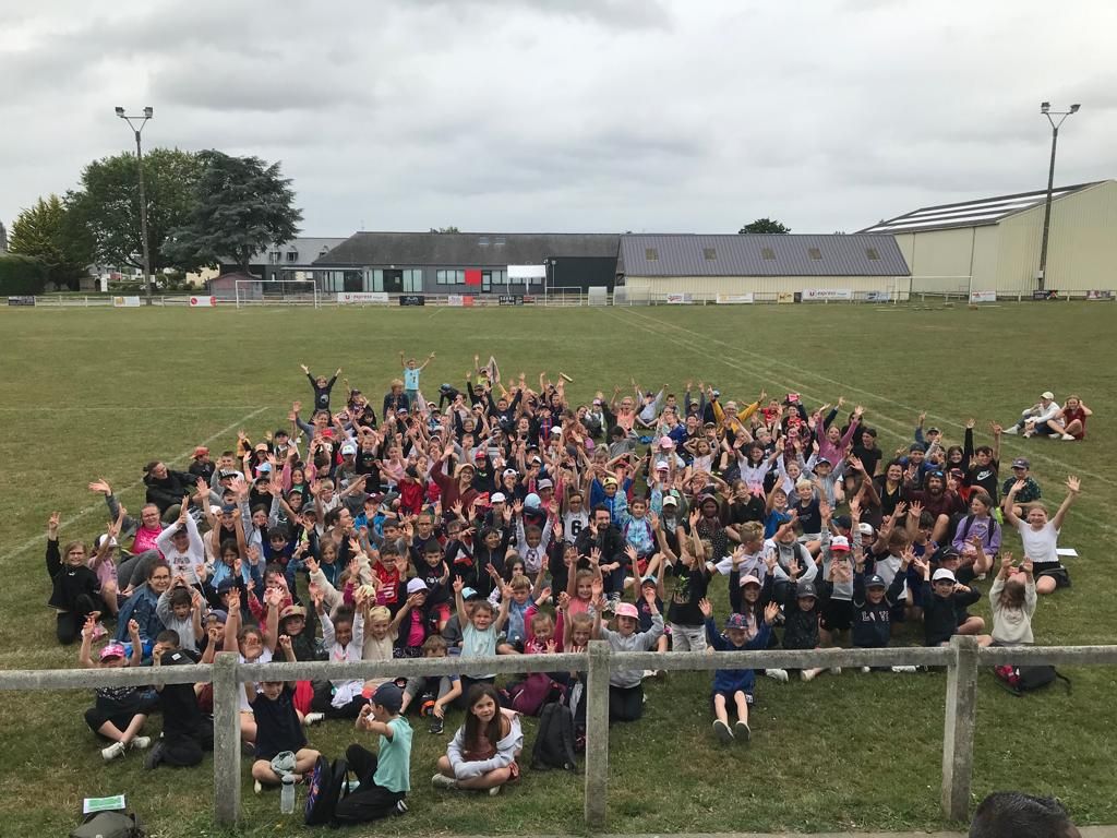 Les enfants des 2 écoles font leurs olympiades Actualités Mairie de